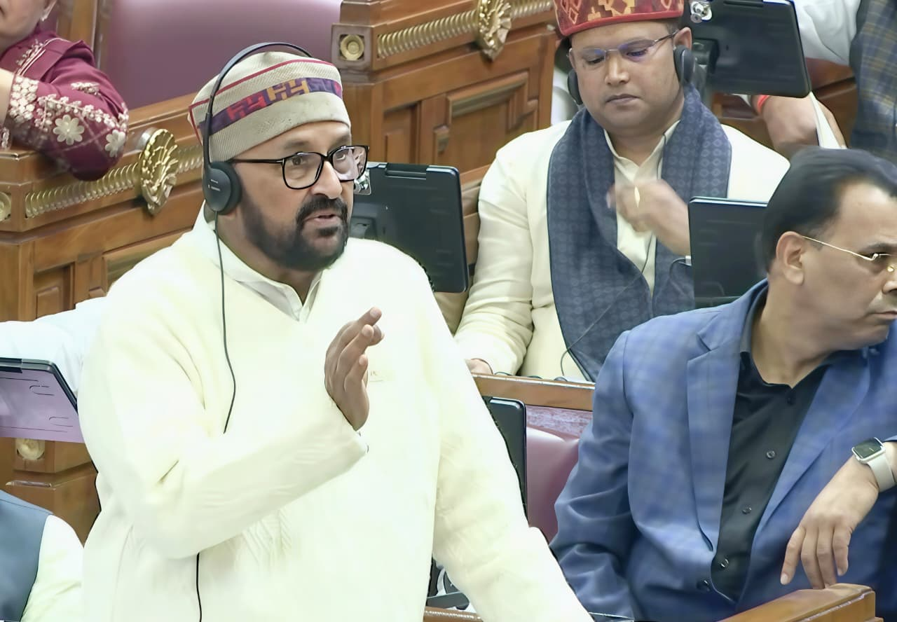 भदोही और शाहजहांपुर जिलों में होगी दो विश्‍वविद्यालयों की स्‍थापना, विधानसभा में विधेयक पारित