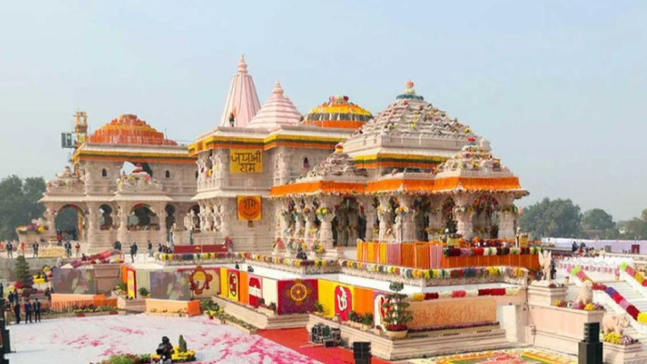 राममंदिर चढ़ावा चोरी- ट्रस्ट ने CEO की भर्ती निकाली:सुप्रीम कोर्ट ने SIT से रिपोर्ट मांगी, पूछा- जांच अधिकारी कौन; 20 को अगली सुनवाई