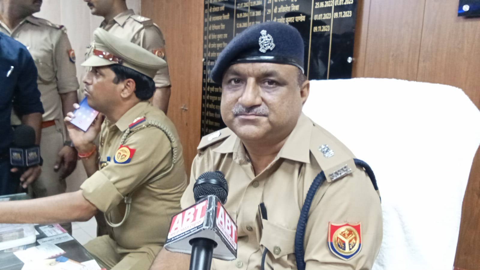 Video:लखनऊ: थोक में सस्ता माल बेचने का झांसा देकर दुकानदार से लूट, पुलिस ने 24 घंटे में किया खुलासा