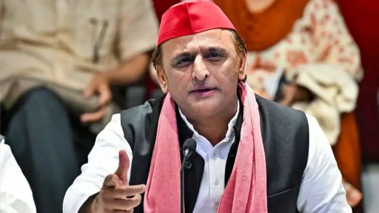 अखिलेश की नई रणनीति-75 जिले, 75 घोषणा पत्र:पहली बार ऐसा करेंगे; मुलायम के समय से एक ही मेनिफेस्टो बनता आ रहा