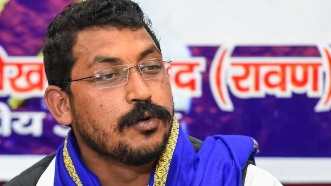 सांसद चंद्रशेखर बोले-फार्म हाउस में मेरे मर्डर का प्लान बना:मौत तो एक दिन आनी है, डर के नहीं जी सकते; सरकार जांच कराए