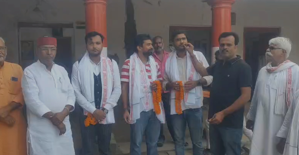 बलिया में कांग्रेस ने बढ़ाई युवाओं की भूमिका, तीन नेताओं को जिम्मेदारी
